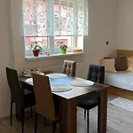 U Tabacka * Hradčovice
